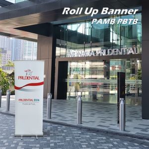 Roll Up Banner